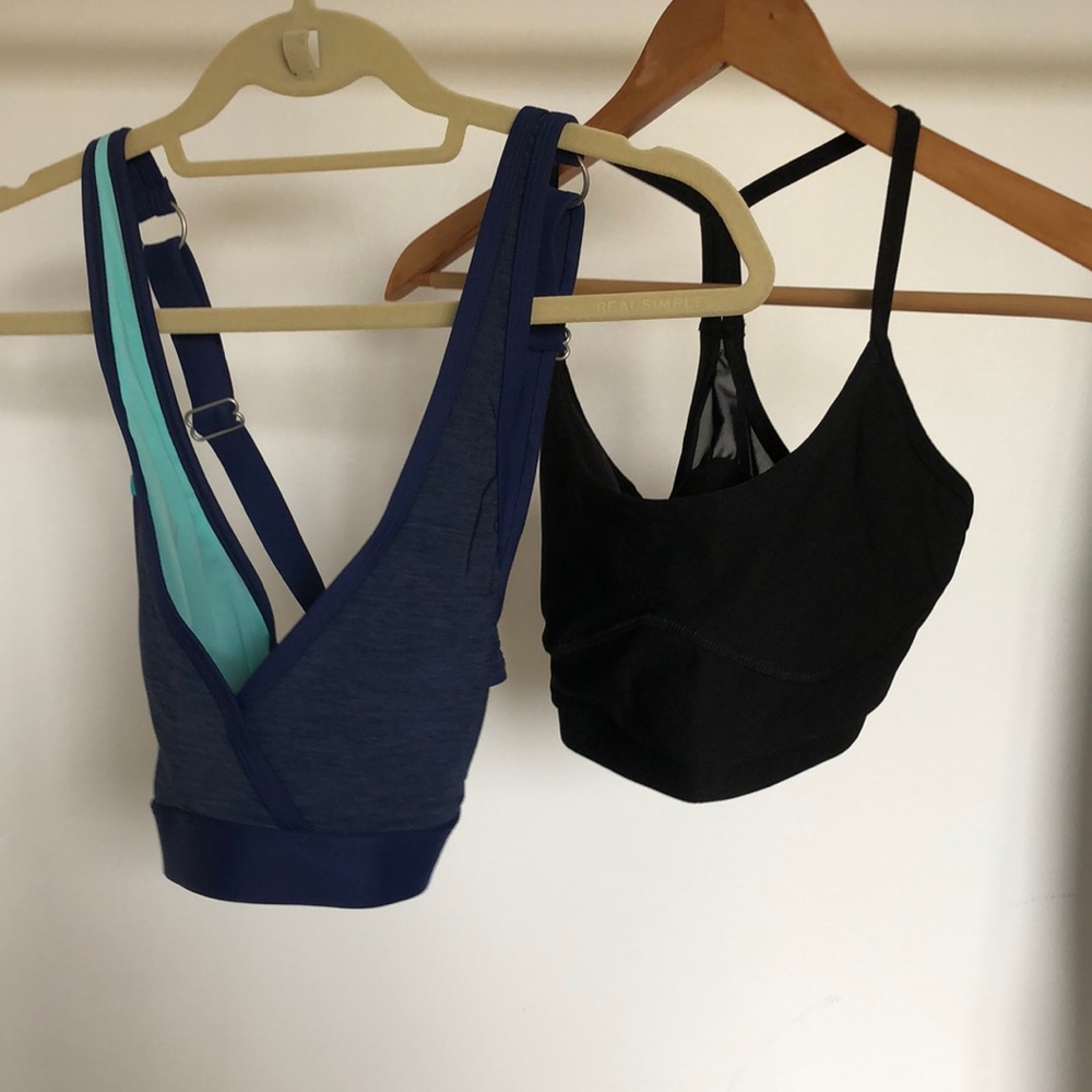 Bundle (2) amazing sports bras